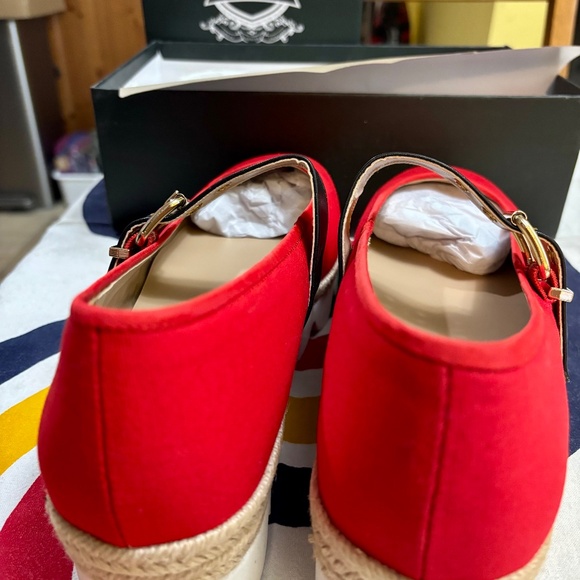 ANTHROPOLOGIE Silent D Sporty Mary Jane Flats NWT Size US 8-8.5 / EU 39 - Picture 5 of 7